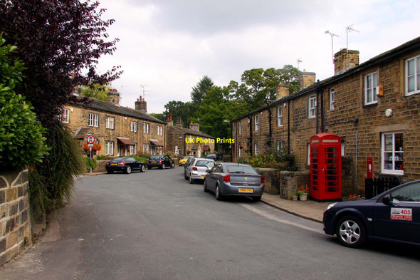 Photo 6"x4" Main Street in Esholt Yeadon c2011
