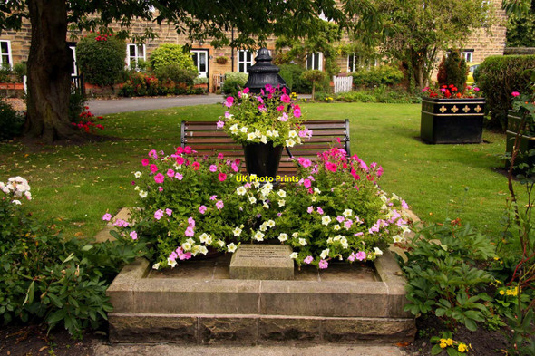Photo 6"x4" The former village pump in Esholt Yeadon c2011