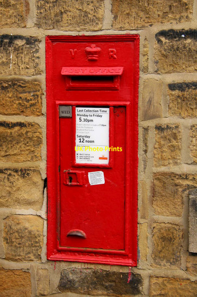 Photo 6"x4" Victorian postbox in Esholt Yeadon c2011