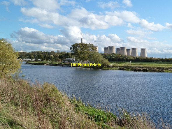Photo 6"x4" The River Trent near Trent Lock Long Eaton c2011