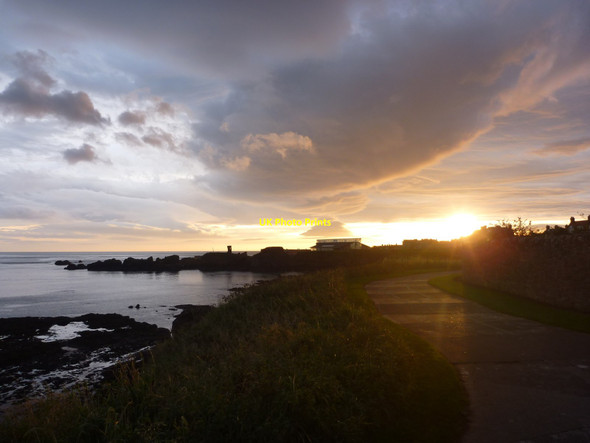 Photo 6"x4" Coastal East Lothian :  A New Day at Dunbar Dunbar c2011
