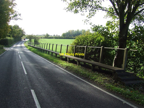 Photo 6"x4" Raised Walkway Clare\/TL7645 c2011