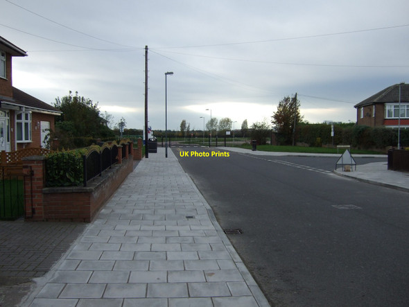 Photo 6"x4" Lodore Grove towards Acklam Grange School Acklam\/NZ4817 c2011