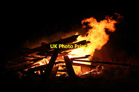 Photo 6"x4" Bonfire Night Fogwatt c2011