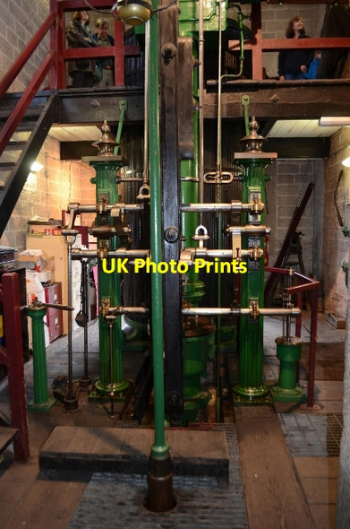 Photo 6"x4" Leawood Pumphouse Longway Bank\/SK3154 c2011