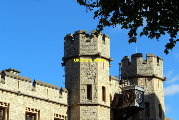 Photo 6"x4" Clock Tower, Tower of London London c2011