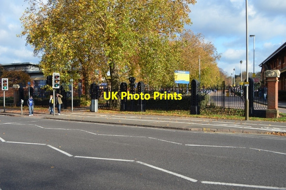 Photo 6"x4" Leicester Cattle Market Gates Leicester c2011