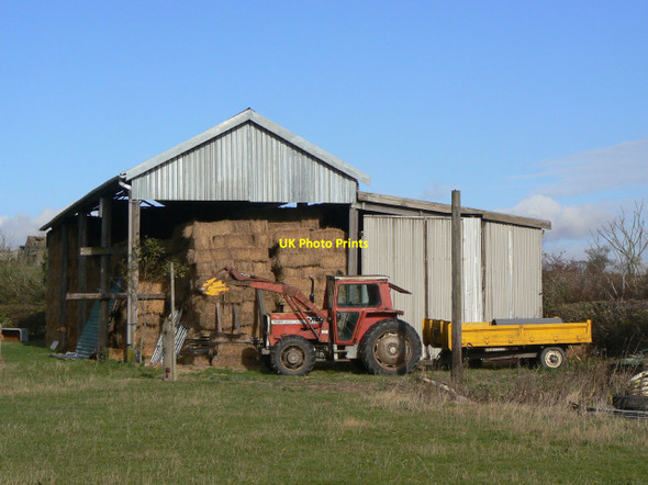 Photo 6"x4" Barn alongside Lings Lane Keyworth c2011