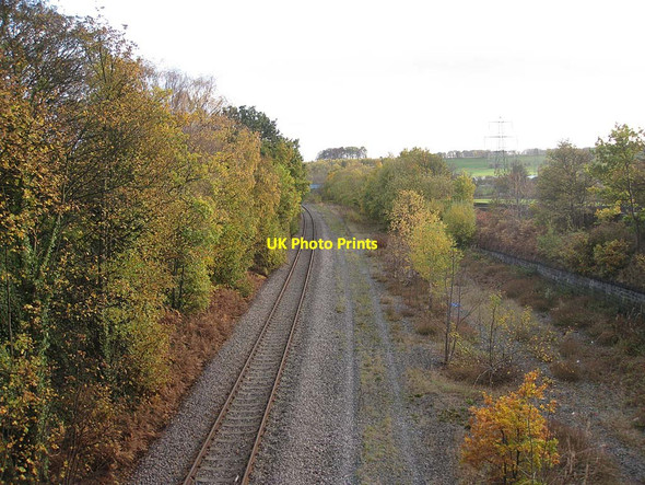 Photo 6"x4" Railway line south towards Barnsley Overtown\/SE3516 c2011