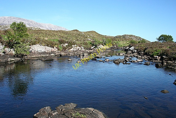 Photo 6"x4" Laxford River Cnoc Bad na h- Achlaise c2008