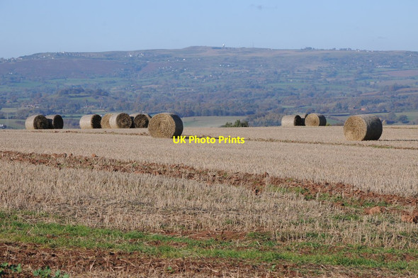Photo 6"x4" Straw bales and Clee Hill Highwood\/SO6566 c2011