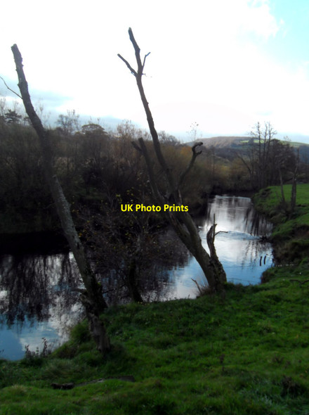 Photo 6"x4" Autumn on the Esk. Houlsyke c2011