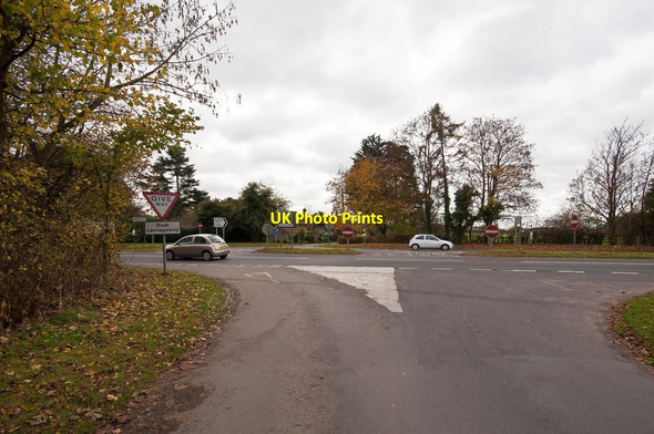 Photo 6"x4" A crossroads on the A4130 at Bix Bix c2011