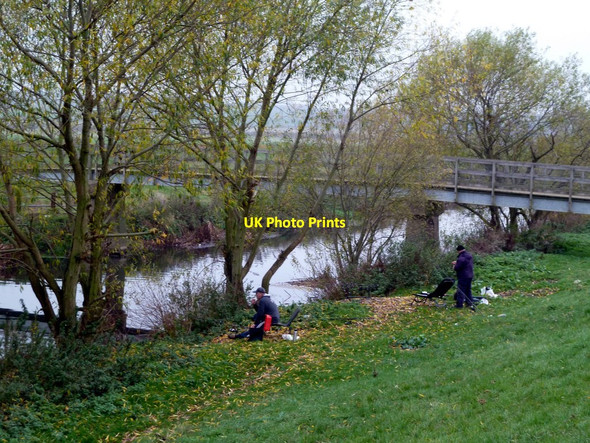 Photo 6"x4" Fishing in the River Dearne Mexborough c2011