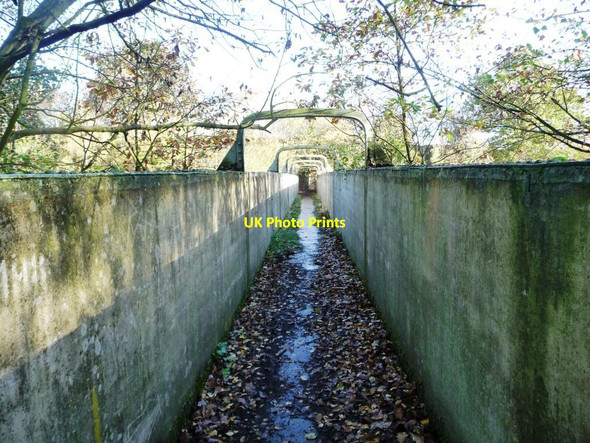 Photo 6"x4" Footbridge across the railway line Overtown\/SE3516 c2011