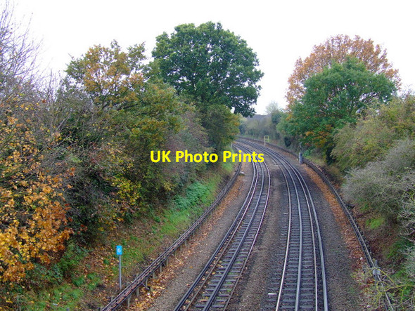 Photo 6"x4" The Piccadilly Line Hounslow c2011