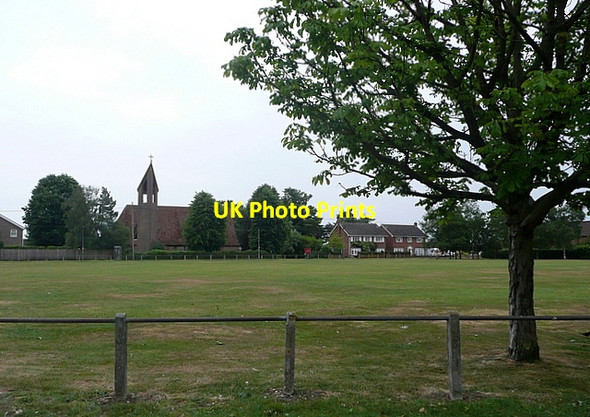 Photo 6"x4" Tadley Hill Green Court Corner c2011