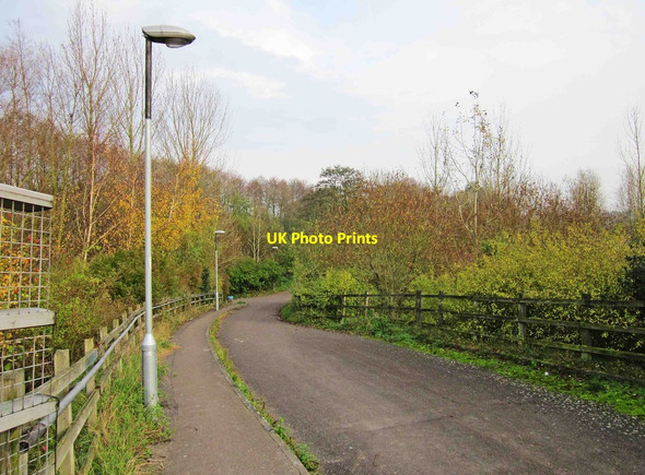 Photo 6"x4" The road to Frimley Green from Farnborough North Railway Station, near Farnborough Farnborough\/SU8754 c2011