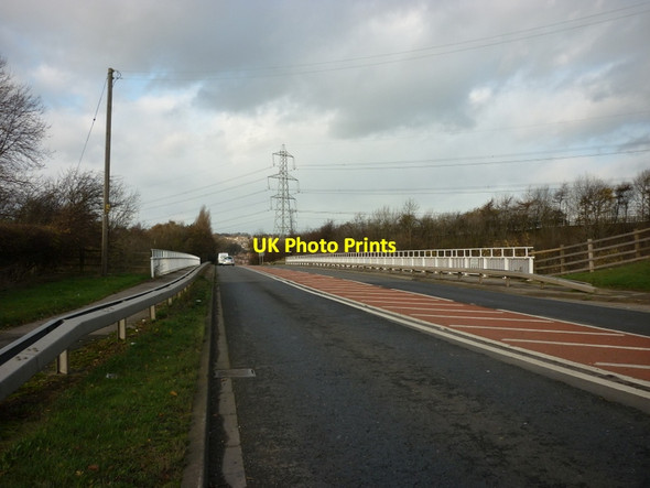 Photo 6"x4" The A618, Pleasley Road goes over the M1 Guilthwaite c2011