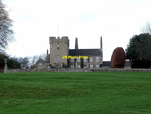Photo 6"x4" Halton Castle from the south Halton\/NY9967 c2011