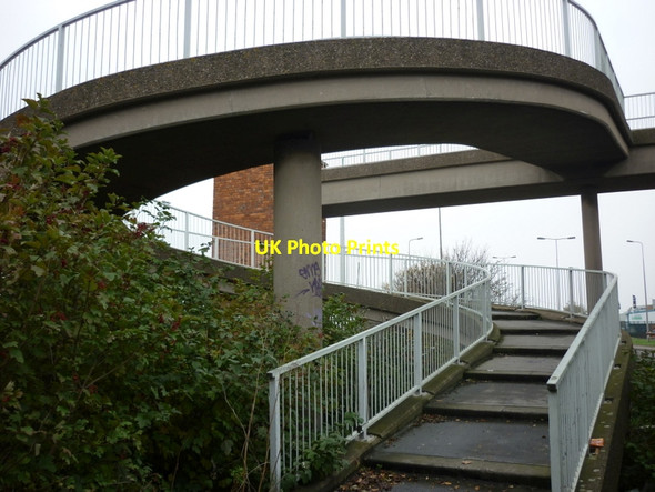 Photo 6"x4" A footbridge over the A63 Kingston upon Hull c2011