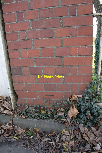 Photo 6"x4" Benchmark on parapet pier of Whitchurch Bridge Pangbourne c2011