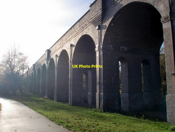 Photo 6"x4" Viaduct, Arnos Park, London N11 Friern Barnet c2011
