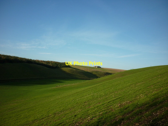 Photo 6"x4" Looking Down Camp Dale from the Wolds Way Fordon c2011
