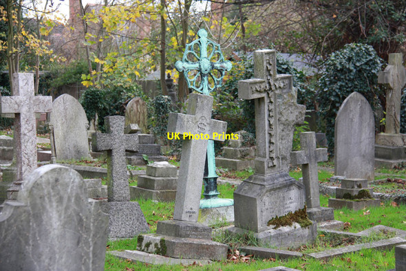 Photo 6"x4" St John the Evangelist, Church Road, Sidcup - Churchyard Sidcup c2011 P1