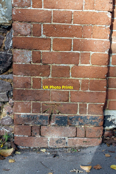 Photo 6"x4" Benchmark on wall of Magdalen Road Exeter c2011