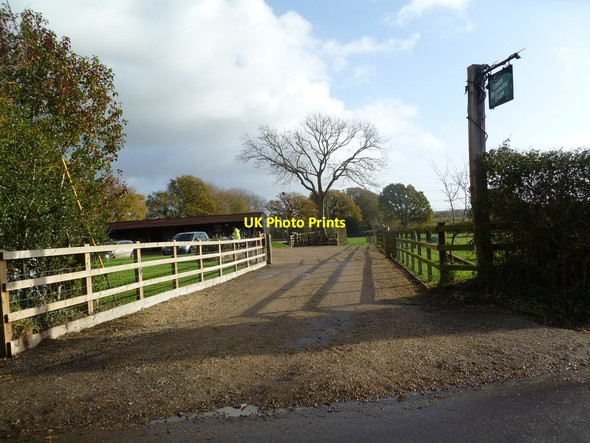 Photo 6"x4" Mannington, farm entrance Lower Mannington c2011