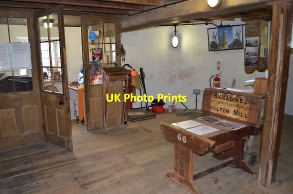 Photo 6"x4" Moulton Windmill - Ground Floor Moulton\/TF3024 c2011