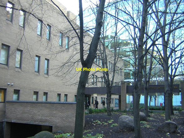 Photo 6"x4" Southwark Crown Court, entrance London c2011