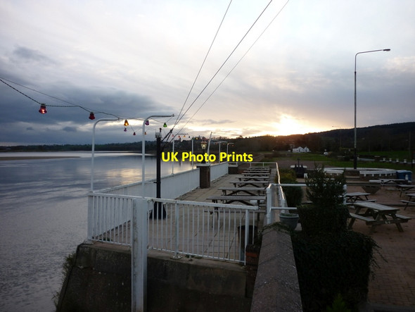 Photo 6"x4" The beer garden at The White Hart public house Broadoak\/SO7012 c2011