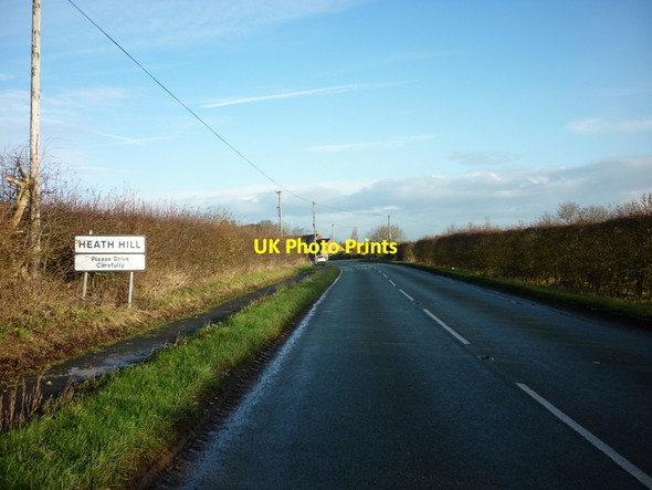 Photo 6"x4" Entering Heath Hill Heath Hill\/SJ7614 c2011