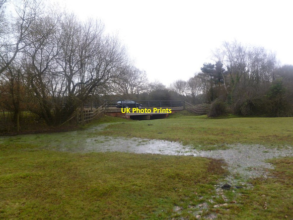 Photo 6"x4" Burley, Markway Bridge Burley Lawn c2011