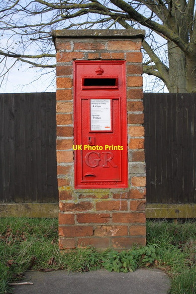 Photo 6"x4" Benchmark on letter box, Faringdon Road Abingdon c2011