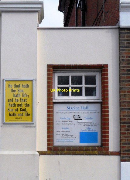 Photo 6"x4" Wayside pulpit and service board, Marine Hall, Eastbourne Eastbourne\/TQ5900 c2011