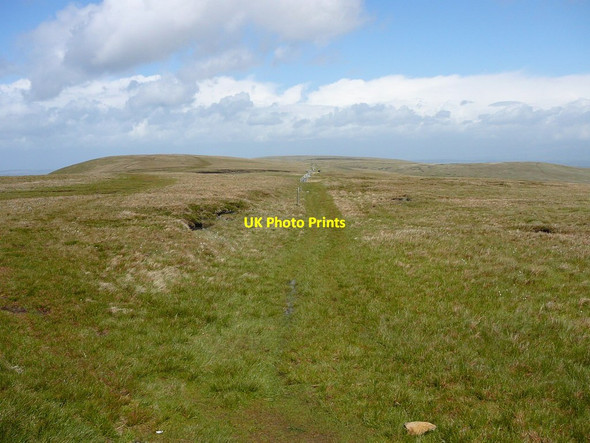 Photo 6"x4" The path north over Raven Howe Raven Howe c2011