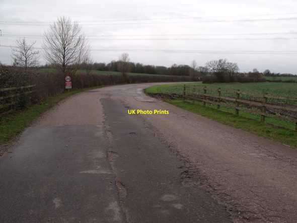 Photo 6"x4" Road to Whisby Quarry Whisby c2011