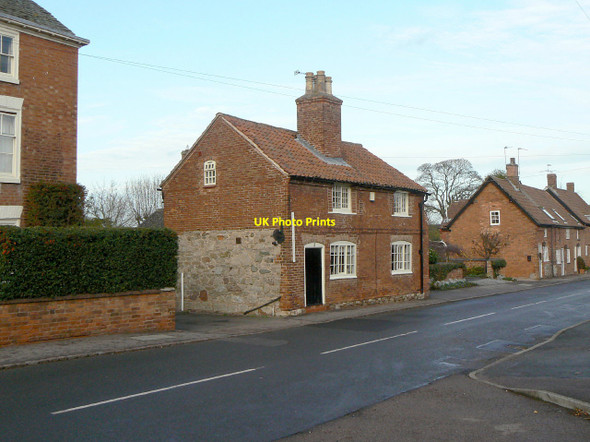Photo 6"x4" 3 Wymeswold Road Hoton c2011