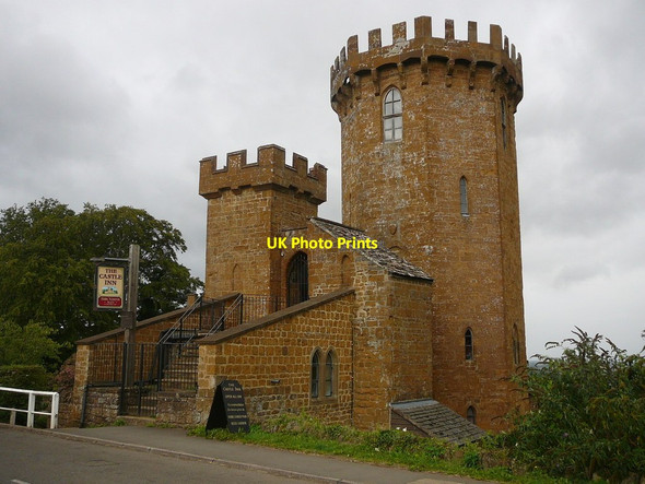 Photo 6"x4" Tower opposite The Castle Inn on Edgehill Edgehill\/SP3747 c2011