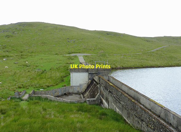Photo 6"x4" The dam at Llyn Egnant, Ceredigion Bryn Llyn Egnant c2011