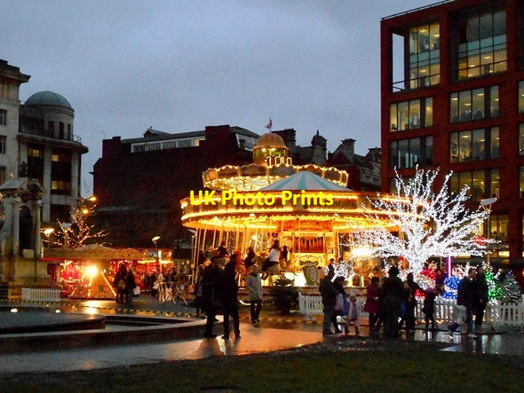 Photo 6"x4" Piccadilly Gardens, Family Fair Manchester c2011