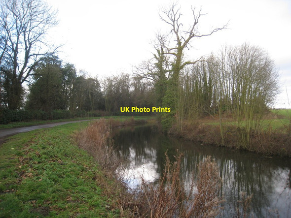 Photo 6"x4" Bend in the Chesterfield Canal Wiseton c2011