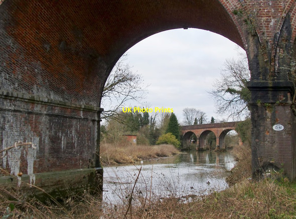Photo 6"x4" The River Mole at Leatherhead Leatherhead c2012