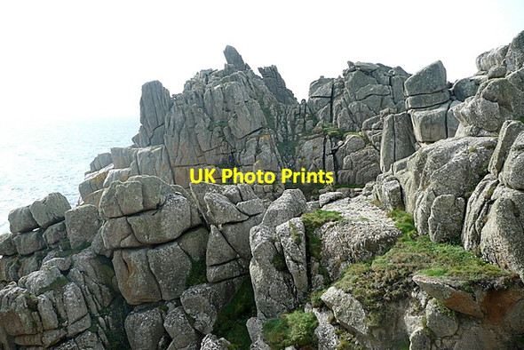 Photo 6"x4" Looking for the Logan Rock Penberth\/SW4022 c2011