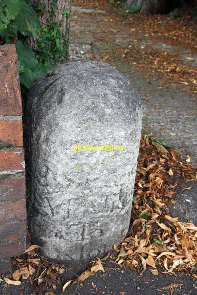 Photo 6"x4" Defaced milestone with benchmark, Woodstock Road Oxford\/SP5106 c2011