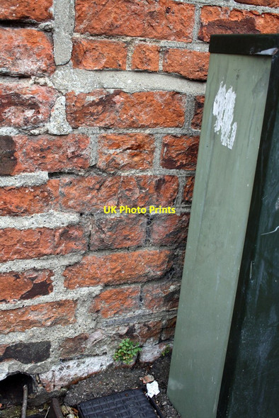 Photo 6"x4" Benchmark on #23 Frenchay Road Oxford\/SP5106 c2011