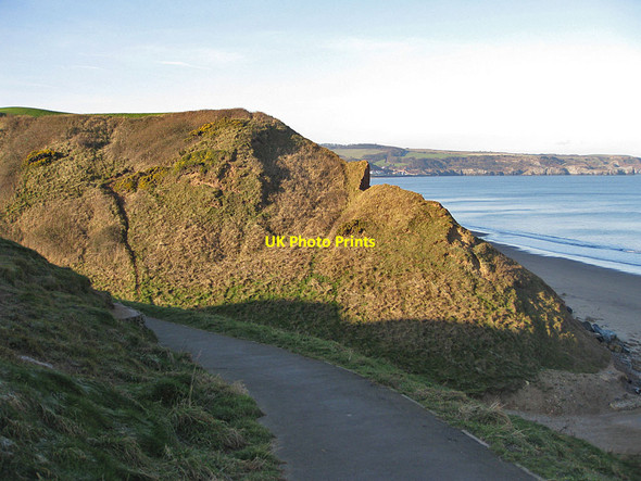 Photo 6"x4" Cliffs behind Upgang Beach Whitby\/NZ8910 c2012